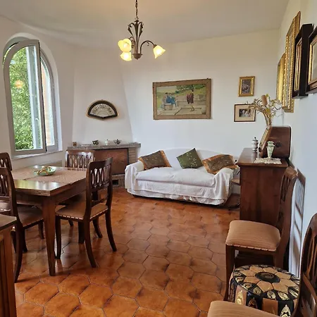 Quarto em Acomodações Particulares Secret Villa's Garden Perúgia
