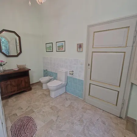Quarto em Acomodações Particulares Secret Villa's Garden Perúgia